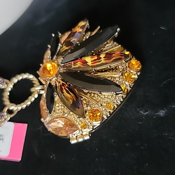 New Vintage! BETSEY JOHNSON Hollywood Glam Leopard Firefly Pill Locket Necklace. - Picture 7 of 11